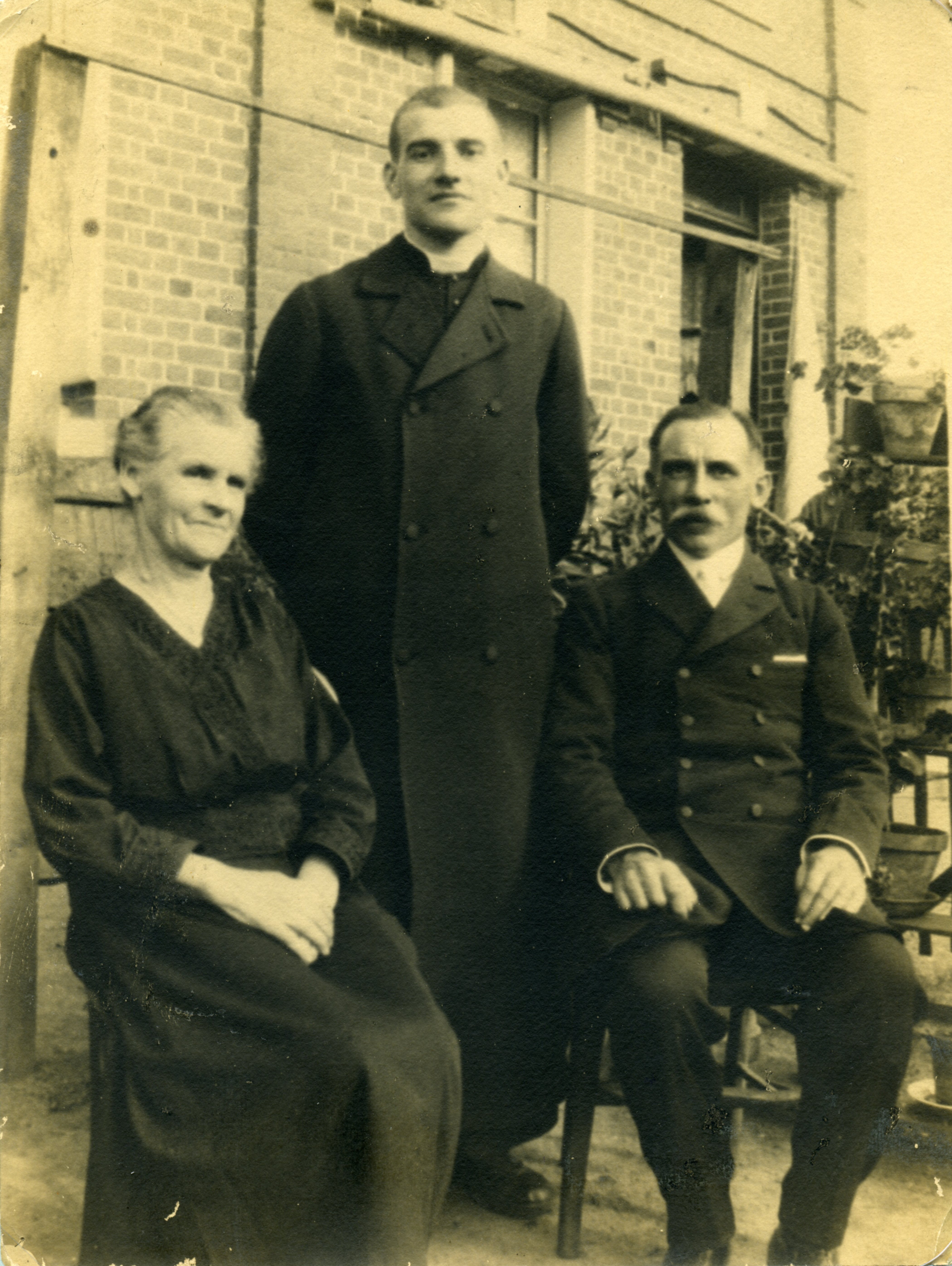 La famille Bunel, Jacques est l’enfant de droite